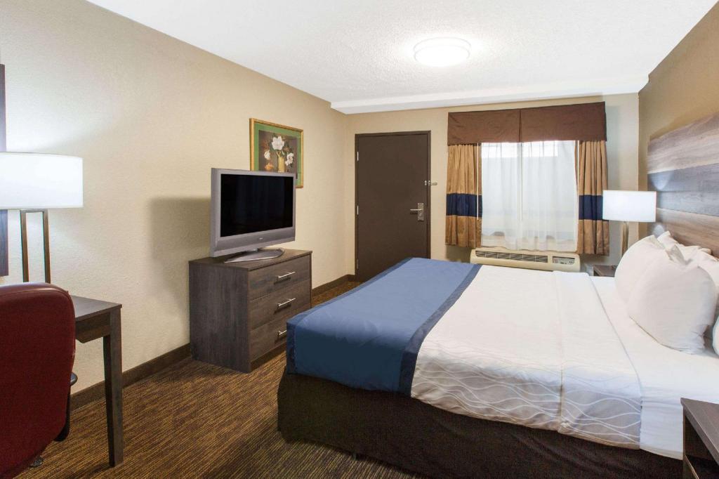 Popular attractions Area Nearby Property